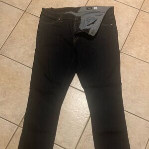 Volcom Vorta, slim straight.  Men’s jeans.